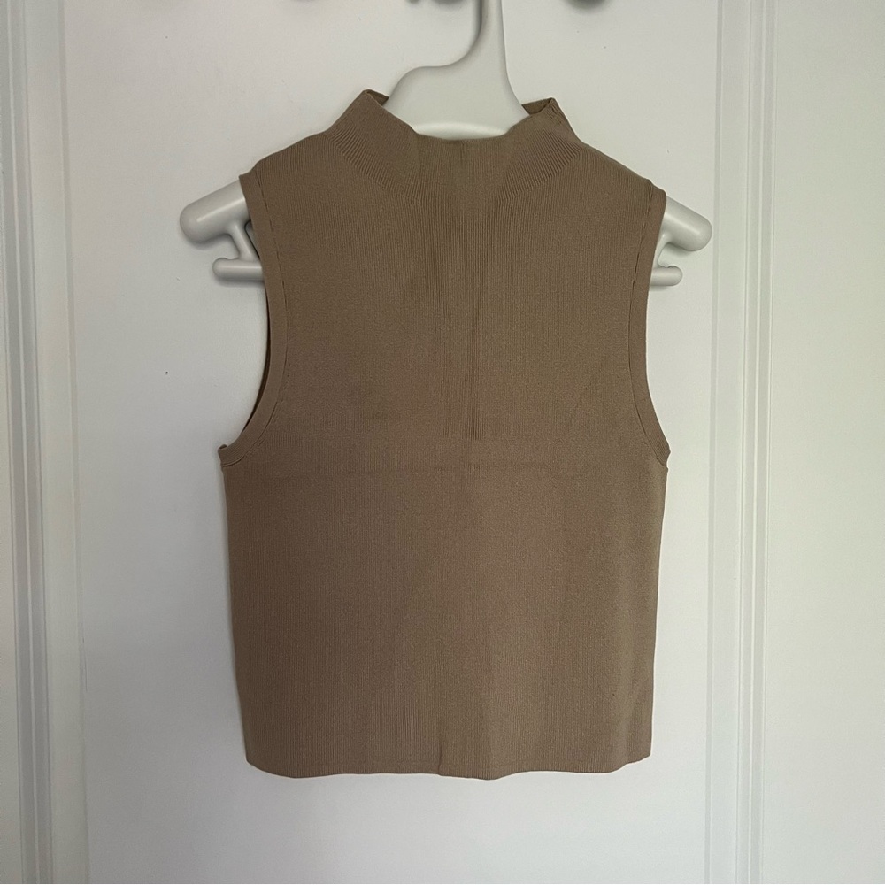 Aritzia Babaton Walter Sweater Tan Size XS